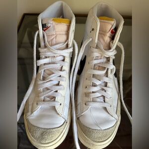 Nike Blazers. White and Black High-Top Sneakers.